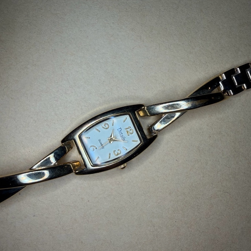 Details Intertwined Gold-Tone Watch - Picture 8 of 13